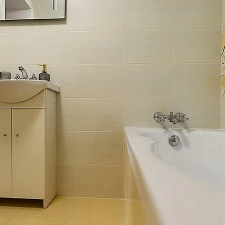 Florian Guest house 2*